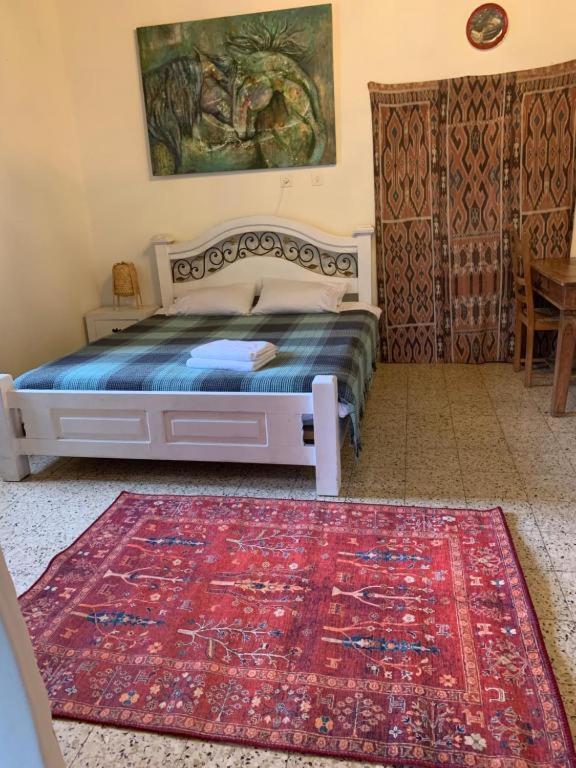 בית האבן העתיק מ-1885 עם מגונית פרטית בחצר Rosh Pinna Exteriör bild